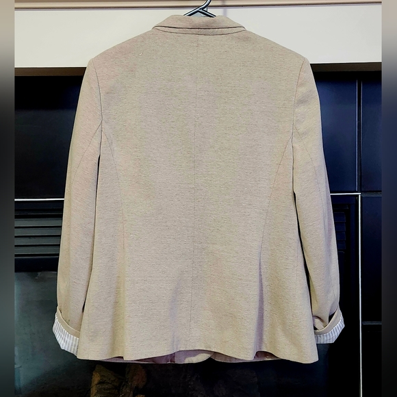 Kenneth Cole Select Single Button Tan Blazer for Casual or Formal, Women Size L - Picture 3 of 8